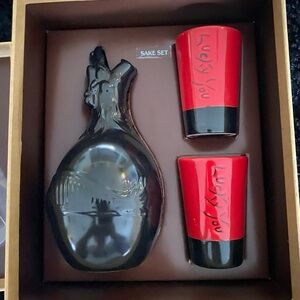 New Limited LUCKY BRAND Saki Decanter and Shooter Glass Set New In Box